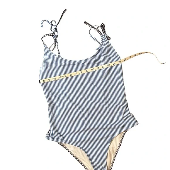 Aerie Navy Blue and White Gingham Striped Seersucker One-Piece Swimsuit Size L - Picture 11 of 15